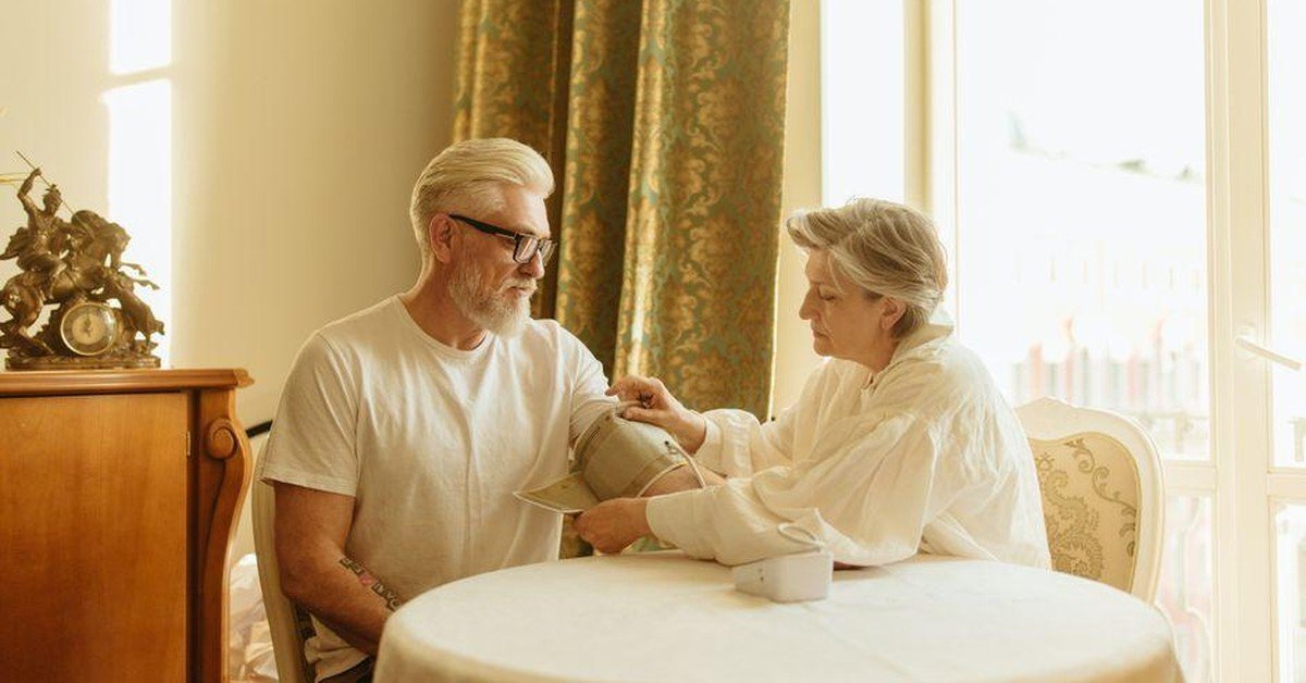 How to Balance Exercise, Nutrition, Sleep, and Medical Care for Long-Term Health